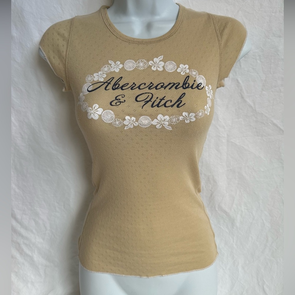 SOLD Abercrombie & Fitch fitted tshirt